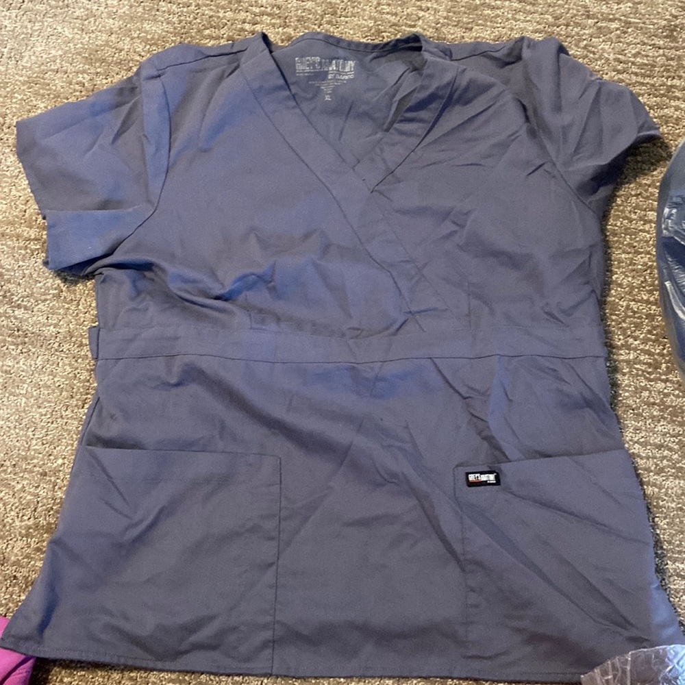 Scrub top